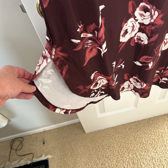 LuLaRoe Macy dresses, NWT, XL, Burgundy floral and Black/white marble - Picture 13 of 16